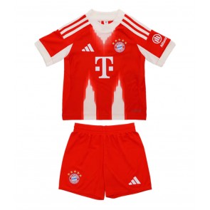 Bayern Munich Hjemmebanetrøje Børn 2025-26 Kortærmet (+ Korte bukser)